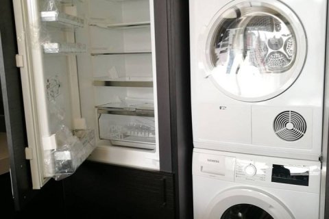 Condominio de 1 dormitorio en Bangkok, Tailandia № 66387 - foto 6