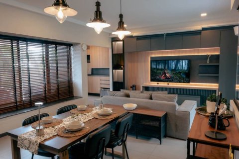 Casa de 3 dormitorios en Samut Prakan, Tailandia № 146682 - foto 3