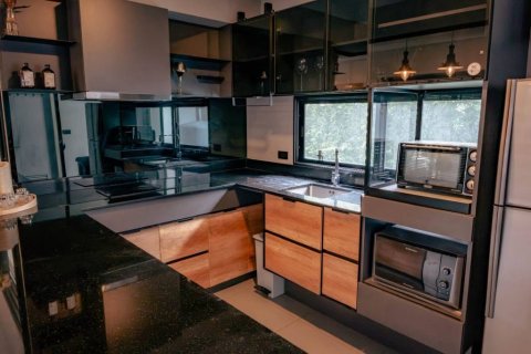Casa de 3 dormitorios en Samut Prakan, Tailandia № 146682 - foto 7
