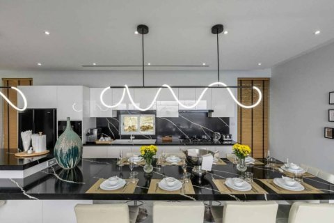 Chalet de 3 dormitorios en Phuket, Tailandia № 146684 - foto 6