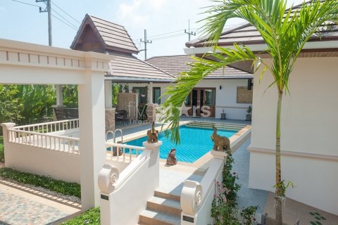 Casa de 3 dormitorios en Hua Hin, Tailandia № 67095 - foto 6