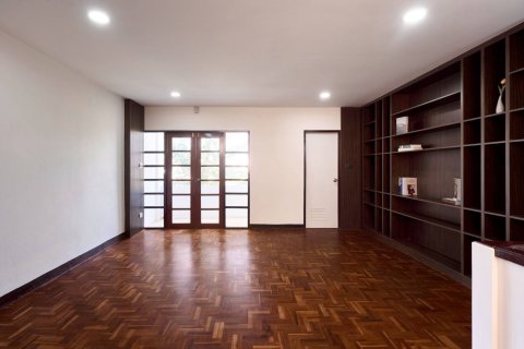 Reihenhaus in Chiang Mai, Thailand 4 Schlafzimmer № 158363 - Foto 12