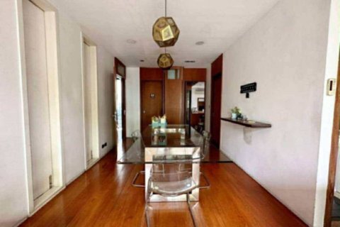 Casa de 4 dormitorios en Khlong Toei, Bangkok, Tailandia № 152383 - foto 10