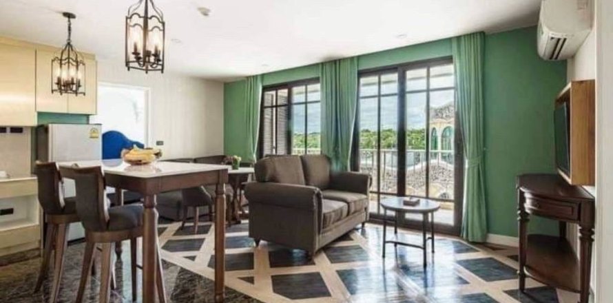 Condominio de 2 dormitorios en Pattaya, Tailandia № 152381