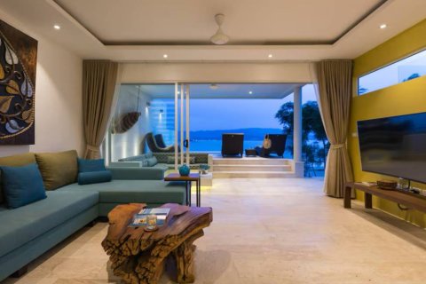 Chalet de 4 dormitorios en Surat Thani, Tailandia № 152382 - foto 4