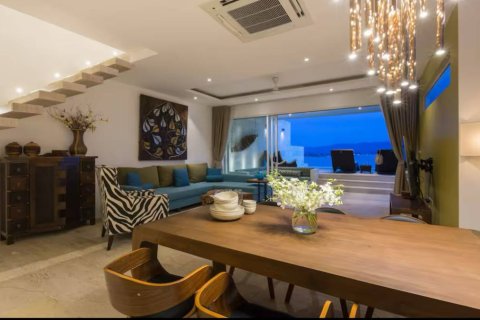 Chalet de 4 dormitorios en Surat Thani, Tailandia № 152382 - foto 9