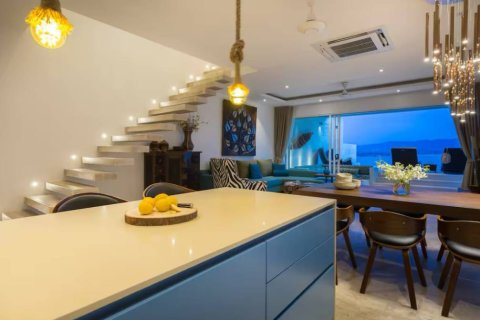 Chalet de 4 dormitorios en Surat Thani, Tailandia № 152382 - foto 7