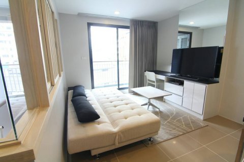 Eigentumswohnung in Bangkok, Thailand, 1 Schlafzimmer  № 144201
