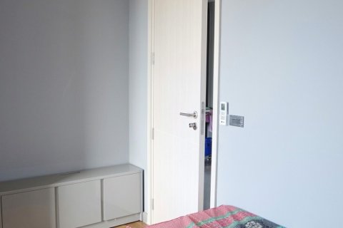 Condominio de 2 dormitorios en Phaya Thai, Bangkok, Tailandia № 144196 - foto 9