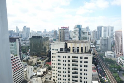 Condominio de 2 dormitorios en Phaya Thai, Bangkok, Tailandia № 144196 - foto 7