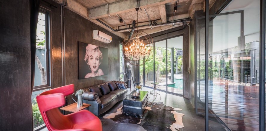 Haus in Bangkok, Thailand 7 Schlafzimmer № 157552