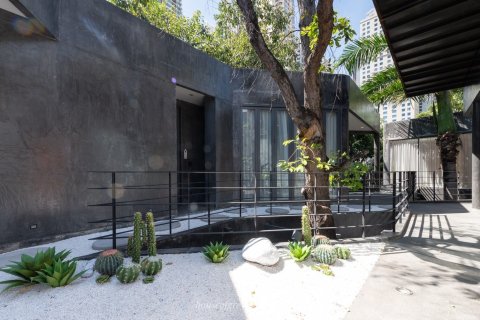 Haus in Bangkok, Thailand 7 Schlafzimmer № 157552 - Foto 4