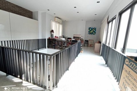 Casa de 4 dormitorios en Bangkok, Tailandia № 157548 - foto 11