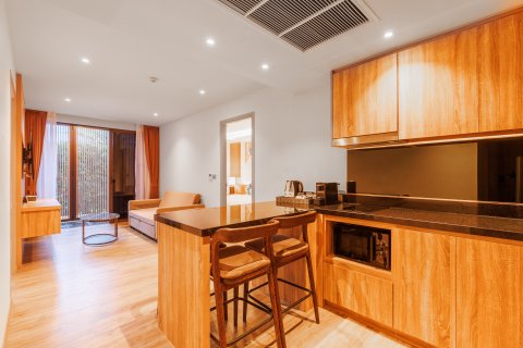 Condo in Kathu, Thailand, 2 bedrooms  № 163273 - photo 2