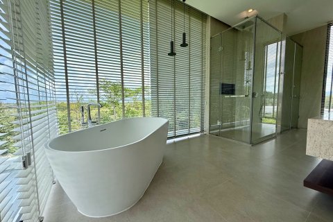 Chalet de 5 dormitorios en Bang Tao, Tailandia № 70421 - foto 25
