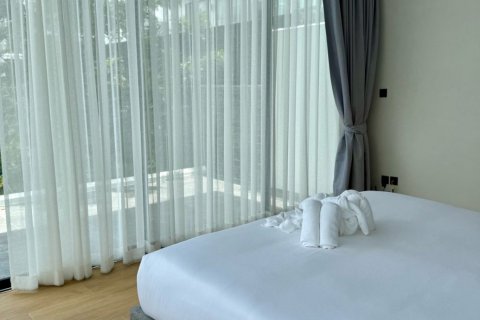 Chalet de 5 dormitorios en Bang Tao, Tailandia № 70421 - foto 14