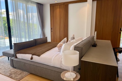 Chalet de 5 dormitorios en Bang Tao, Tailandia № 70421 - foto 9