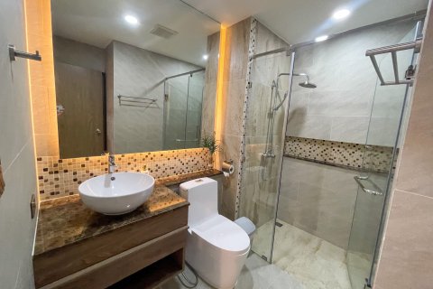 Estudio en el condominio en Phuket, Tailandia № 160222 - foto 2