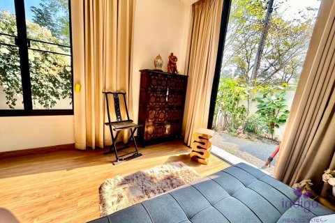Chalet de 5 dormitorios en Chiang Mai, Tailandia № 162609 - foto 28