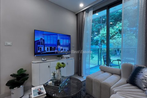 Condominio de 1 dormitorio en Bang Lamung, Tailandia № 175623 - foto 2