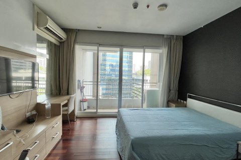 Estudio en el condominio en Khlong Toei, Bangkok, Tailandia № 205718 - foto 20