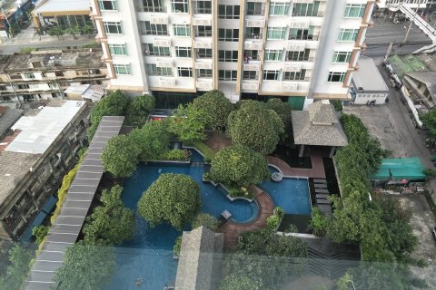 Estudio en el condominio en Khlong Toei, Bangkok, Tailandia № 205718 - foto 9