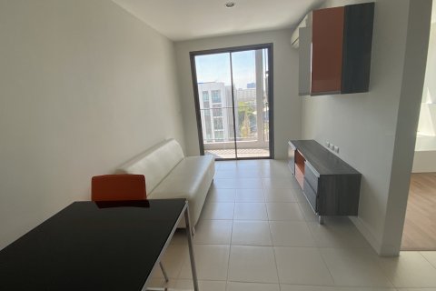 Condominio de 1 dormitorio en Bangkok, Tailandia № 205720 - foto 7
