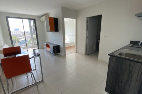 Condominio de 1 dormitorio en Bangkok, Tailandia № 205720 - foto 10