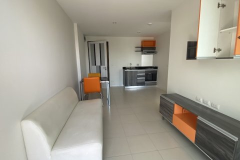 Condominio de 1 dormitorio en Bangkok, Tailandia № 205721 - foto 7