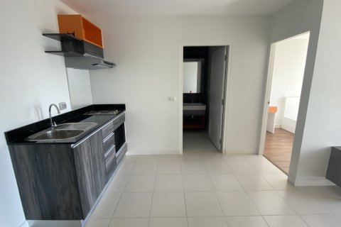 Condominio de 1 dormitorio en Bangkok, Tailandia № 205721 - foto 6