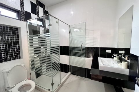 Casa de 3 dormitorios en Bang Lamung, Tailandia № 44889 - foto 18