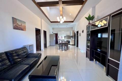 Casa de 3 dormitorios en Bang Lamung, Tailandia № 44889 - foto 6