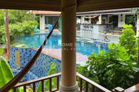 Casa de 5 dormitorios en Nai Harn Beach, Tailandia № 167024