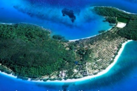 Land in Phang Nga, Thailand 441100 sq.m. № 191253 - photo 4