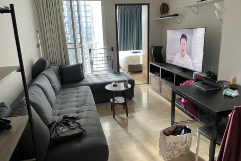 Studio in the Condo in Watthana, Bangkok, Thailand  № 156433