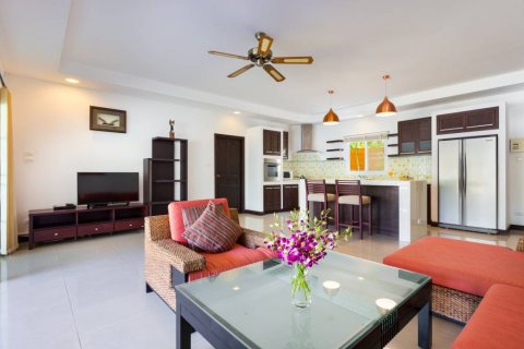 Chalet de 3 dormitorios en Phuket, Tailandia № 118434 - foto 7