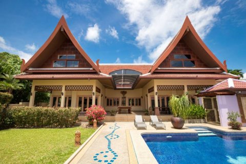 Chalet de 5 dormitorios en Phuket, Tailandia № 118436 - foto 2