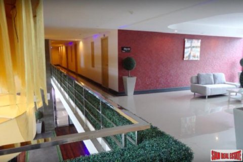 Apartamento de 2 dormitorios en Chiang Mai, Tailandia № 203987 - foto 5