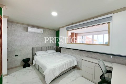 Condominio de 2 dormitorios en Pattaya, Tailandia № 197805 - foto 17