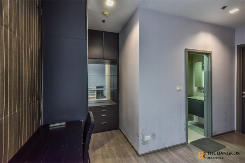 Condo in Bangkok, Thailand, 2 bedrooms  № 188176 - photo 4