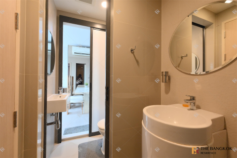 Condo in Bangkok, Thailand, 2 bedrooms  № 186659 - photo 8