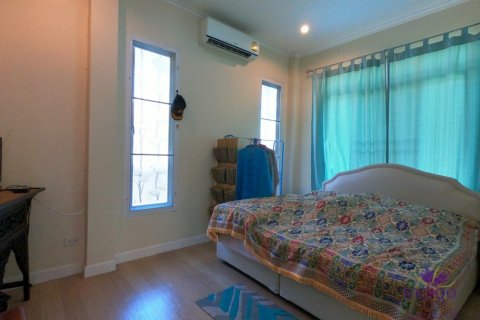 Casa de 2 dormitorios en San Kamphaeng, Tailandia № 205617 - foto 6