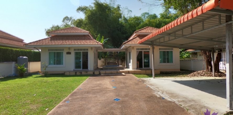Casa de 2 dormitorios en San Kamphaeng, Tailandia № 205617