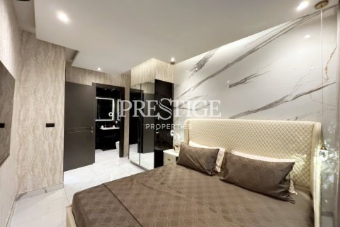 Condominio de 12 dormitorios en Pattaya, Tailandia № 209071 - foto 7