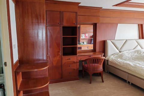 Condo in Phaya Thai, Bangkok, Thailand, 2 bedrooms № 135390 - photo 9