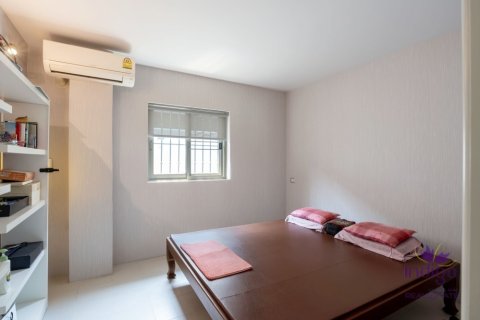 Casa de 4 dormitorios en Chiang Mai, Tailandia № 153936 - foto 20