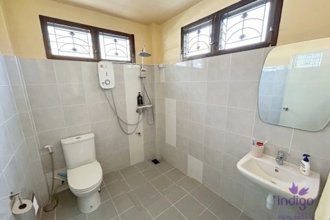 Casa de 3 dormitorios en San Sai, Tailandia № 153935 - foto 15