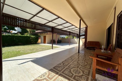 Casa de 3 dormitorios en San Sai, Tailandia № 153935 - foto 23