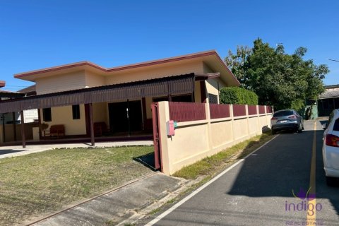 Casa de 3 dormitorios en San Sai, Tailandia № 153935 - foto 25