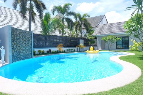 Estudio en Pattaya, Tailandia № 202155